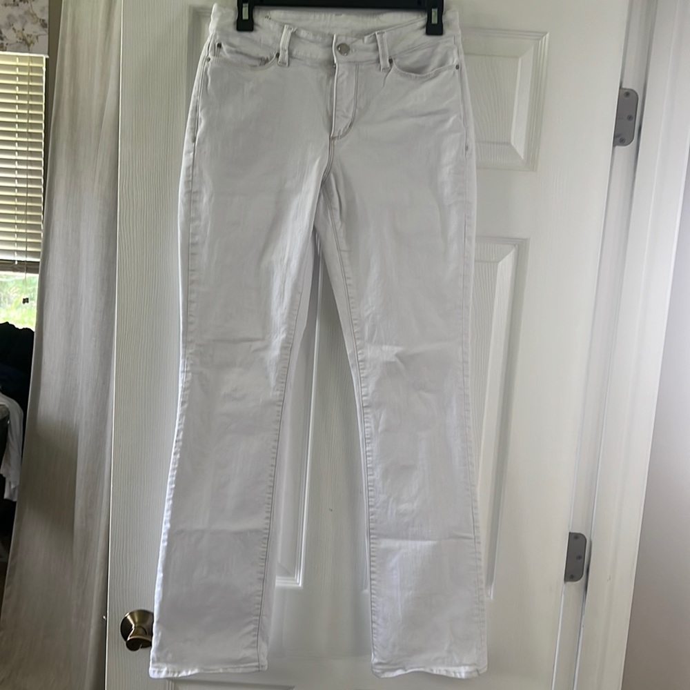 Ann Taylor comfy white jeans